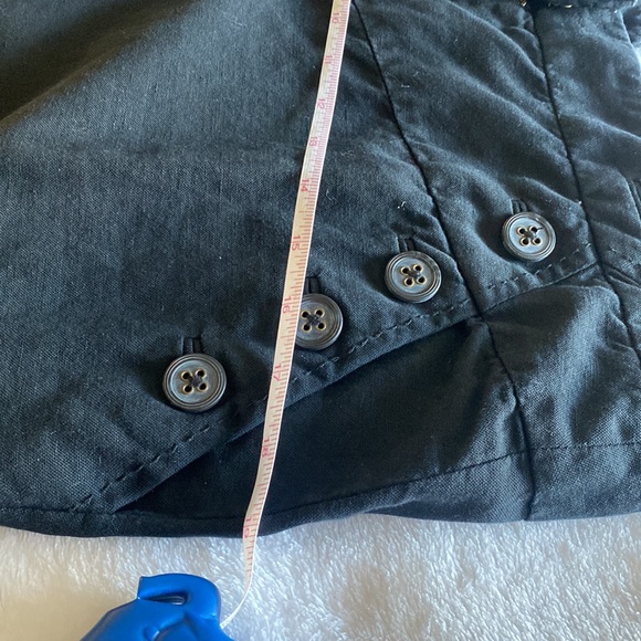 Elevenses (Anthropologie) black flare pants. Size 10. Zipper front with pockets. - Picture 10 of 10